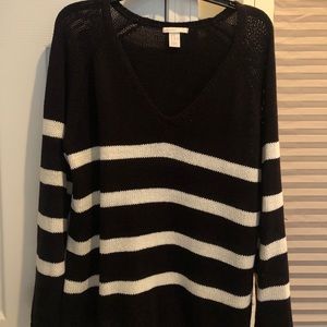 V neck striped sweater